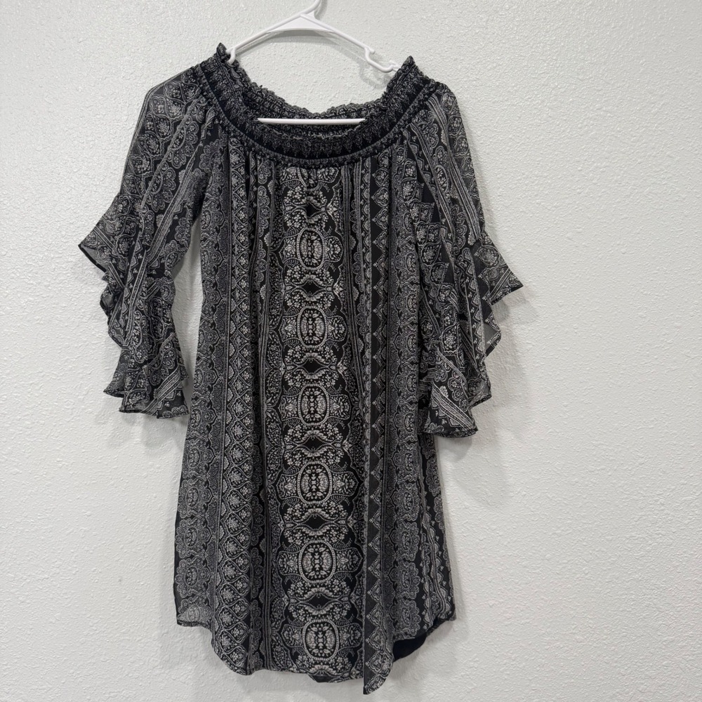 City Triangles‎ Black White Paisley Off Shoulder Ruffle Bell Sleeve Dress Medium